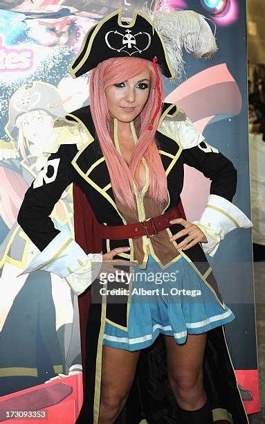 66 Cosplayer Jessica Nigri Stock Photos & High